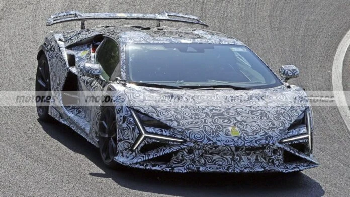 Новий Lamborghini Revuelto SV помітили на тестах (фото)