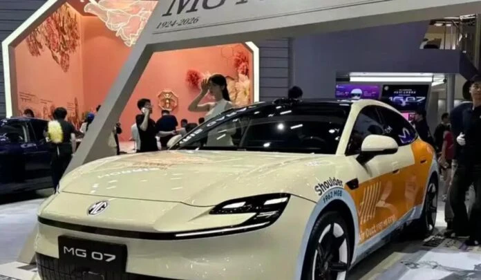 MG випустила конкурента Porsche Taycan за $16 000