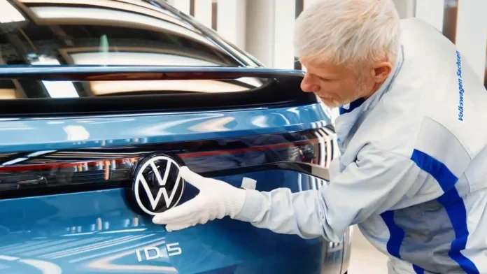 Глава Volkswagen попередив працівників про критичну ситуацію в компанії