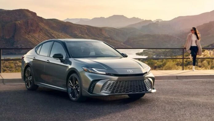 Чому нові автомобілі у 2026 році ризикують залишатися застарілими ще кілька років