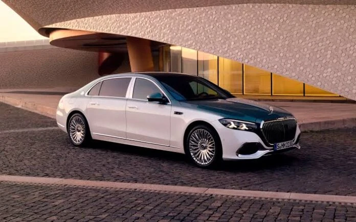 Mercedes-Benz відкликає понад 30 тисяч автомобілів через небезпечну несправність